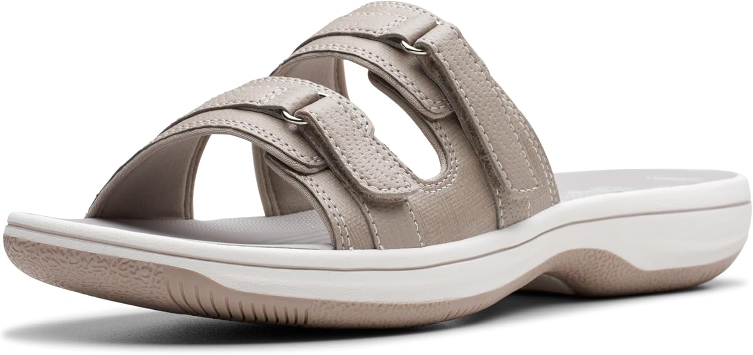 Clarks Cloudsteppers Women's Breeze Piper, Light Taupe Synthetic, 9 Medium US