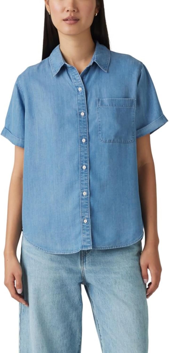 Levi's Women's Darlene Short-Sleeve Shirt, (New) Fire Bar, Medium