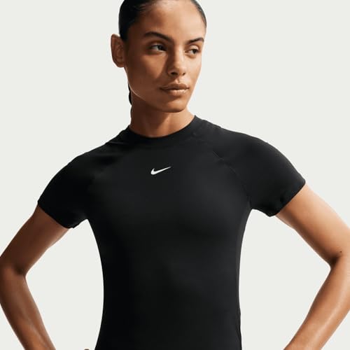 Nike Women's Victory Baselayer Short Sleeve Top, Black/White, Medium